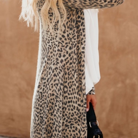 🎉HP🎉1 left Leopard Print Long Cardigan/duster! - Picture 2 of 8